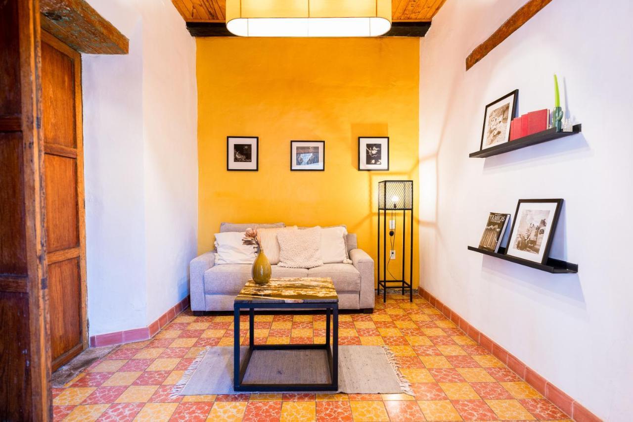 Hotel Casa I. Madero à Tapalpa Extérieur photo